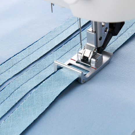 Chenille foot with IDT