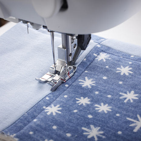 1/4" right guide quilting foot with IDT