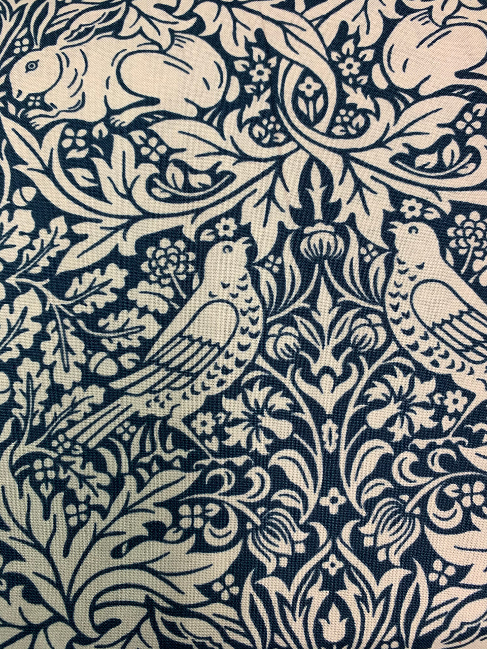 William Morris - Bloomsbury - Brer rabbit-navy