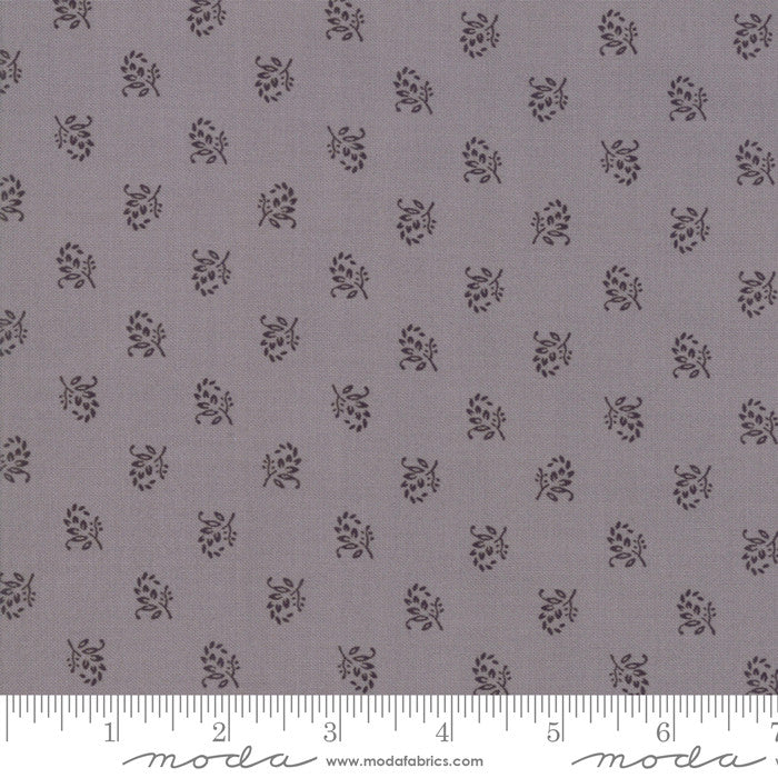 Urban Farmhouse Gatherings-Ash Grey Leaf Flower